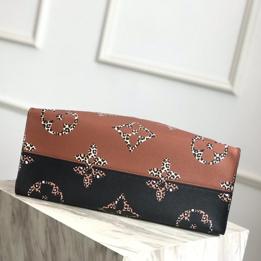 M44674 ONTHEGO, Louis Vuitton LV Shoulder Bags & Totes