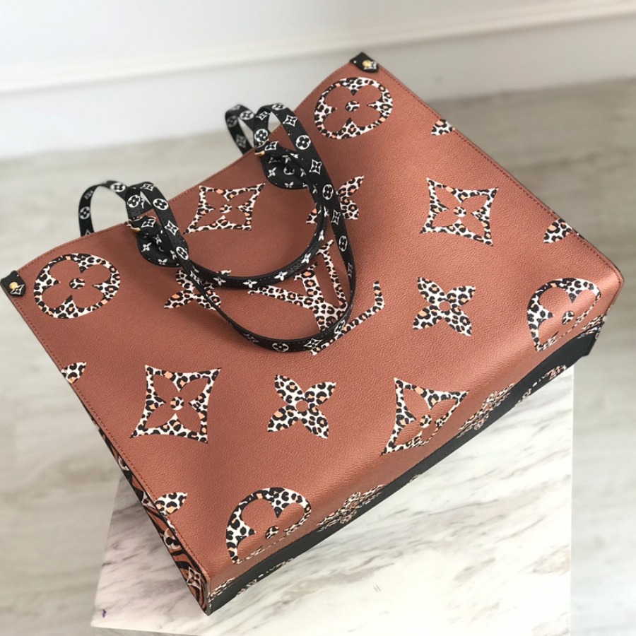 M44674 ONTHEGO, Louis Vuitton LV Shoulder Bags & Totes