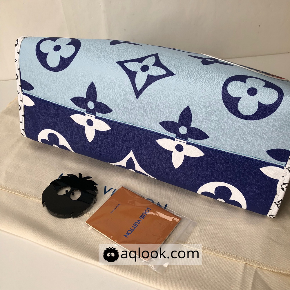 ONTHEGO, Louis Vuitton LV Shoulder Bags & Totes