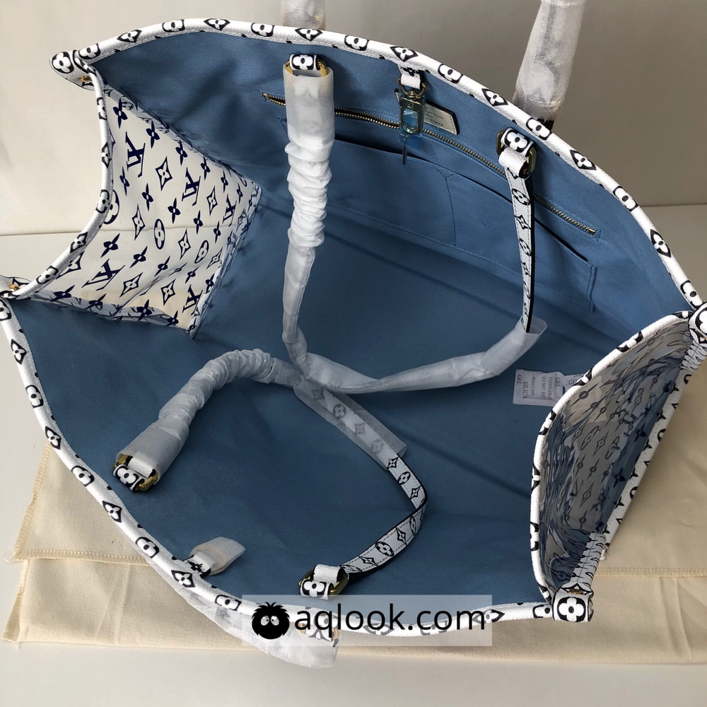 ONTHEGO, Louis Vuitton LV Shoulder Bags & Totes