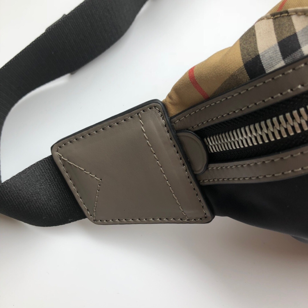 Medium Vintage Check Bum Bag, BURBERRY BAGS