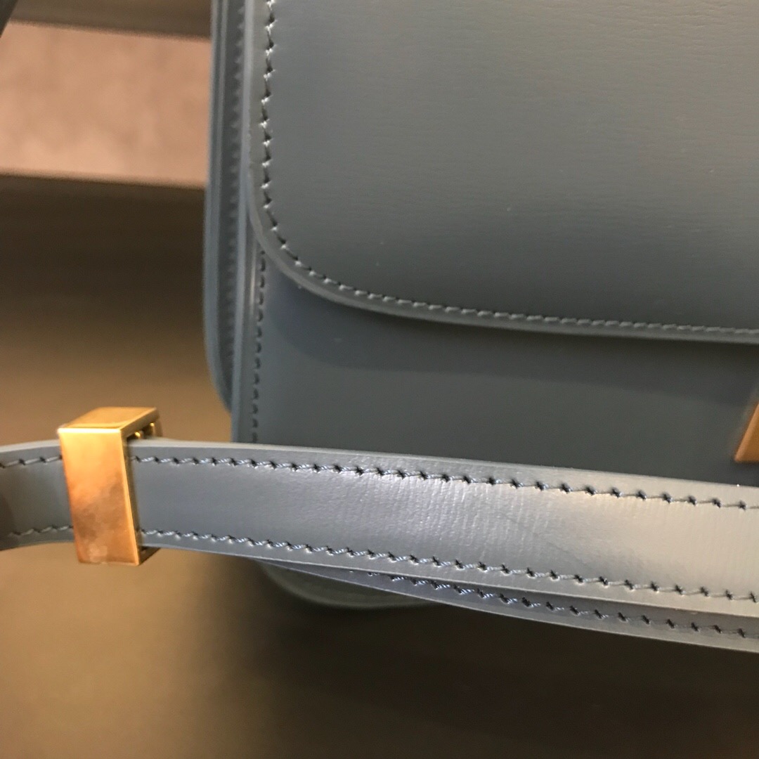 MEDIUM CLASSIC BAG IN BOX CALFSKIN, CELINE BAGS