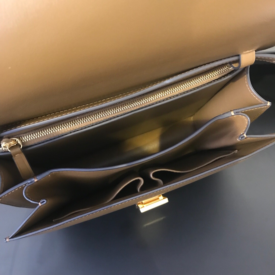 MEDIUM CLASSIC BAG IN BOX CALFSKIN, CELINE BAGS