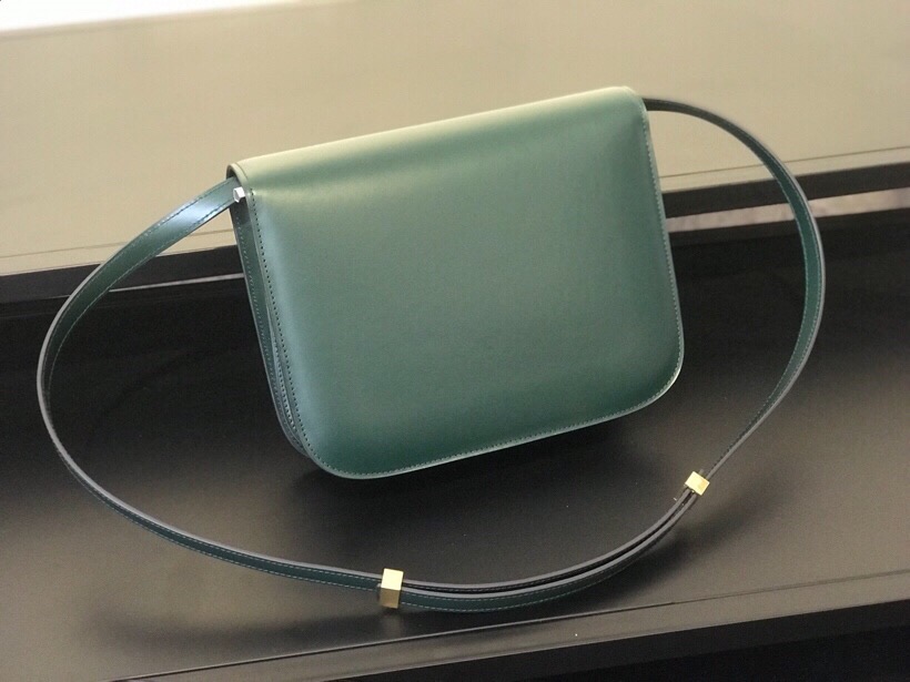MEDIUM CLASSIC BAG IN BOX CALFSKIN, CELINE BAGS