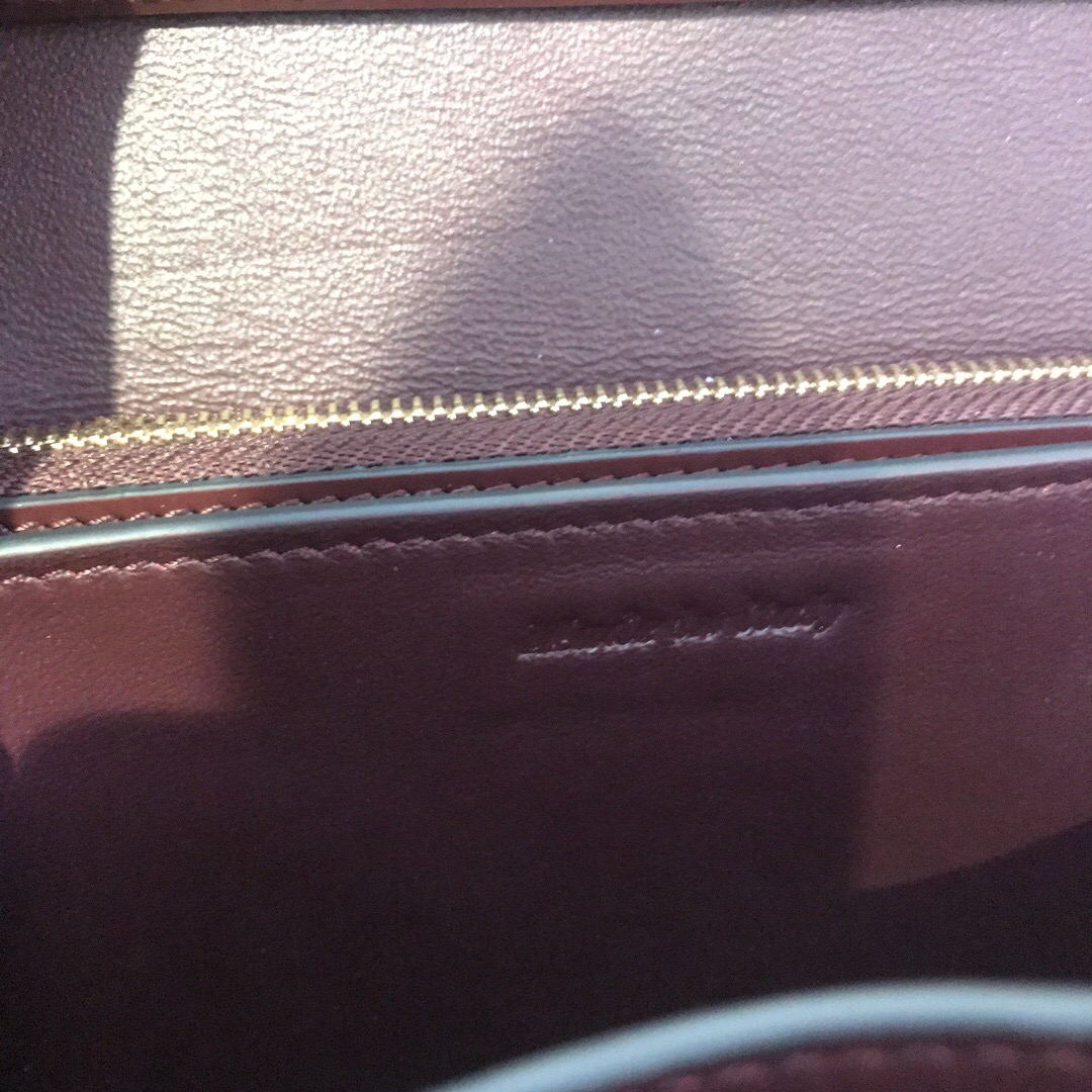 MEDIUM CLASSIC BAG IN BOX CALFSKIN, CELINE BAGS