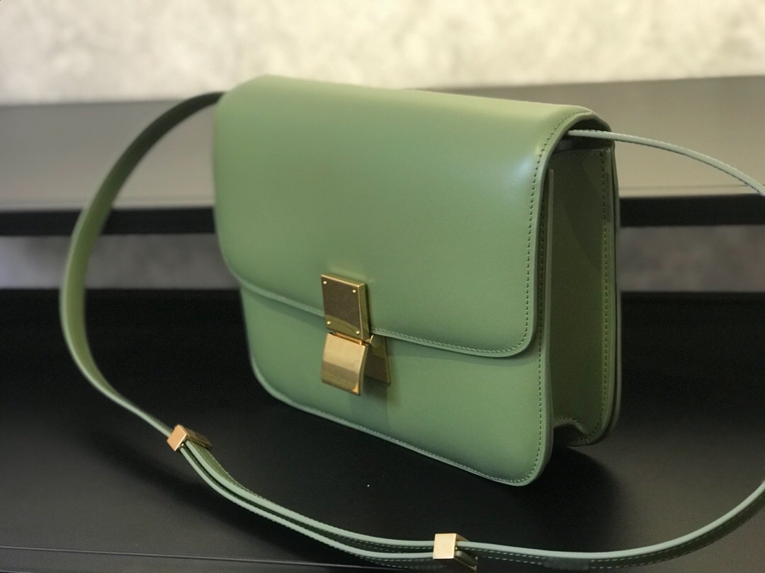 MEDIUM CLASSIC BAG IN BOX CALFSKIN, CELINE BAGS