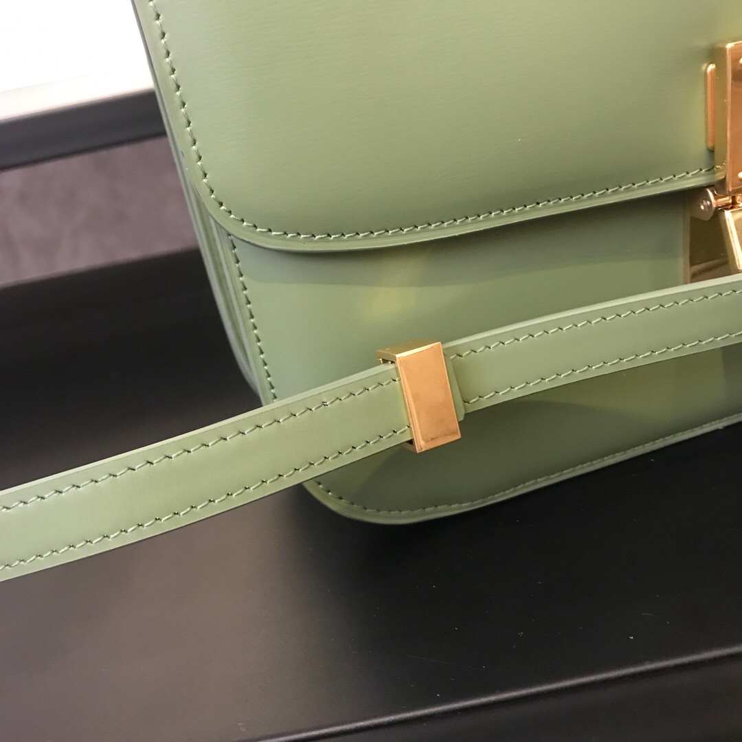 MEDIUM CLASSIC BAG IN BOX CALFSKIN, CELINE BAGS