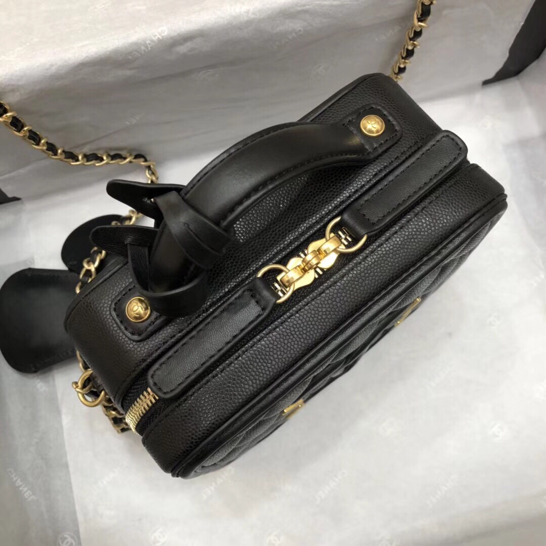 A93342 small vanity case, Chanel Handbag