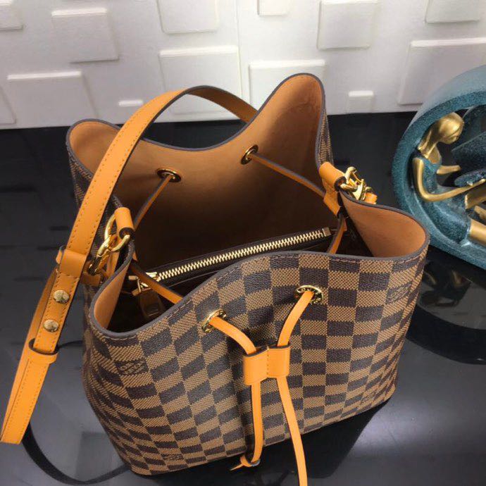 N40213 NÉONOÉ, Louis Vuitton LV