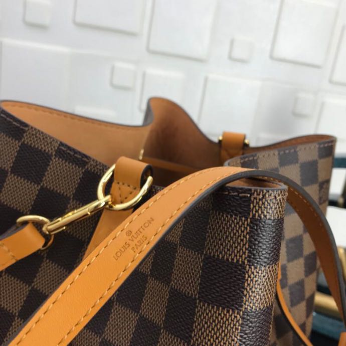 N40213 NÉONOÉ, Louis Vuitton LV