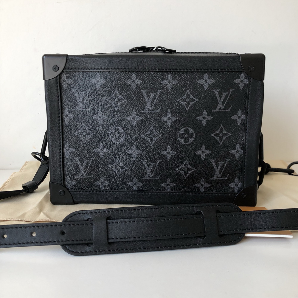 M44730 SOFT TRUNK, Louis Vuitton LV