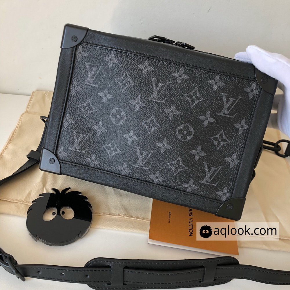 M44730 SOFT TRUNK, Louis Vuitton LV