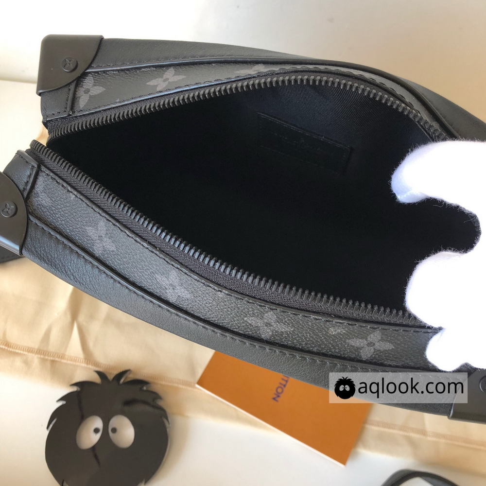 M44730 SOFT TRUNK, Louis Vuitton LV