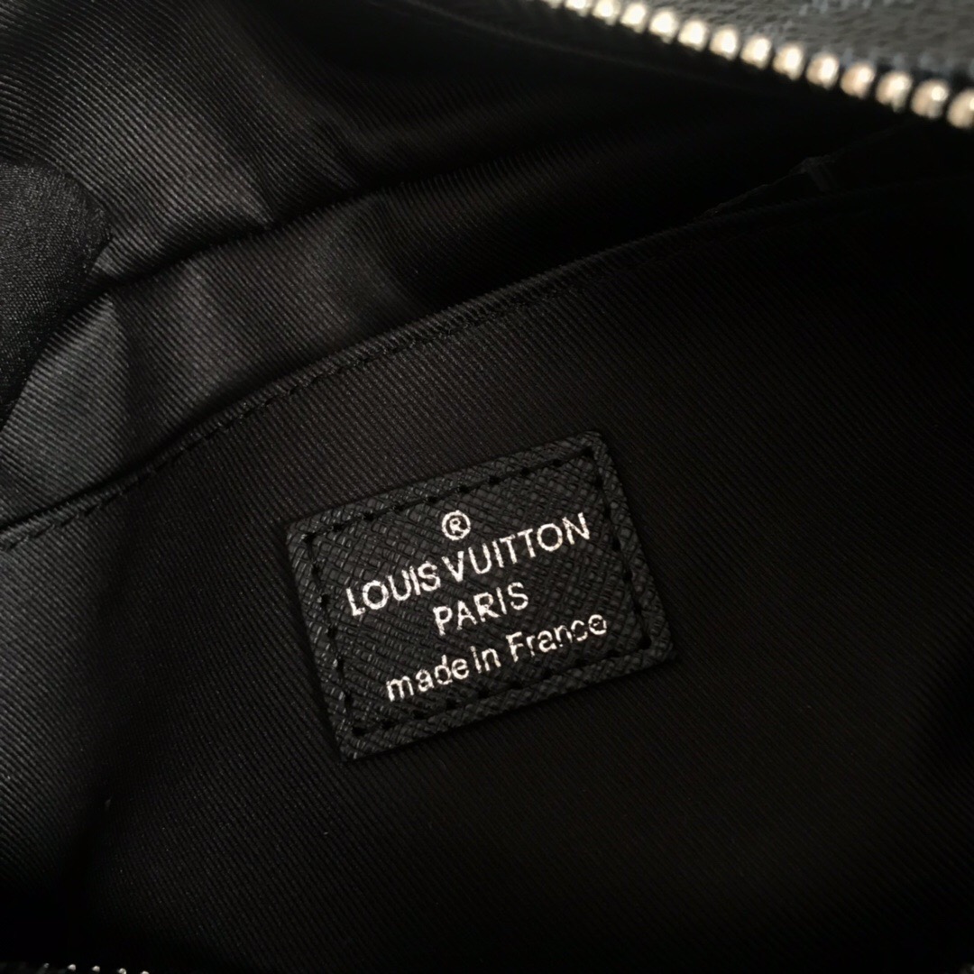 N50000 WASHBAG, Louis Vuitton LV, Men - Travel