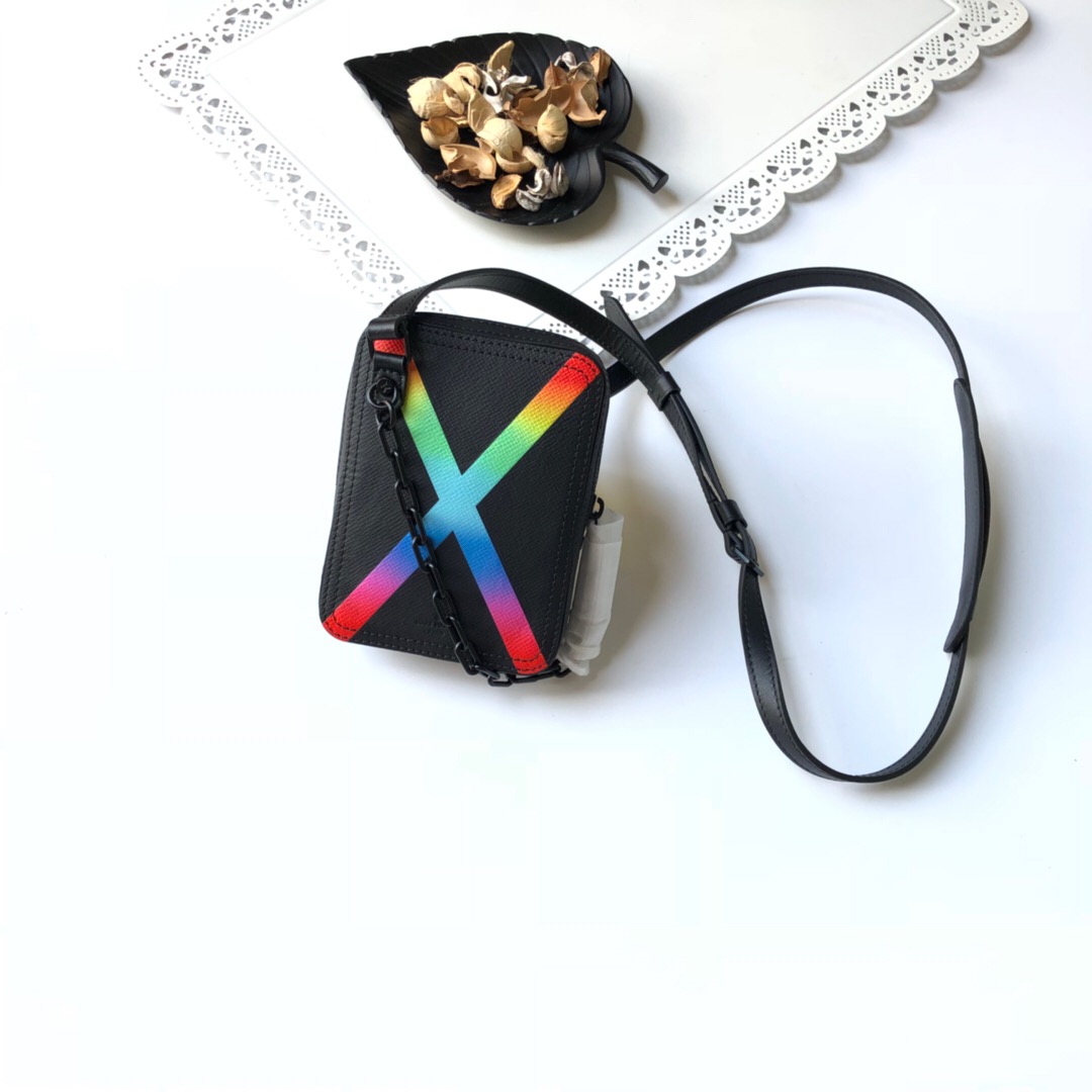 M30332 DANUBE MESSENGER, Louis Vuitton LV Men's Bags - Messenger Bags