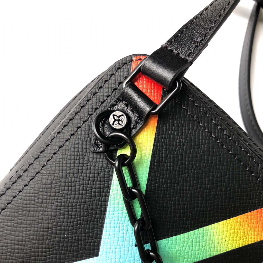 M30332 DANUBE MESSENGER, Louis Vuitton LV Men's Bags - Messenger Bags