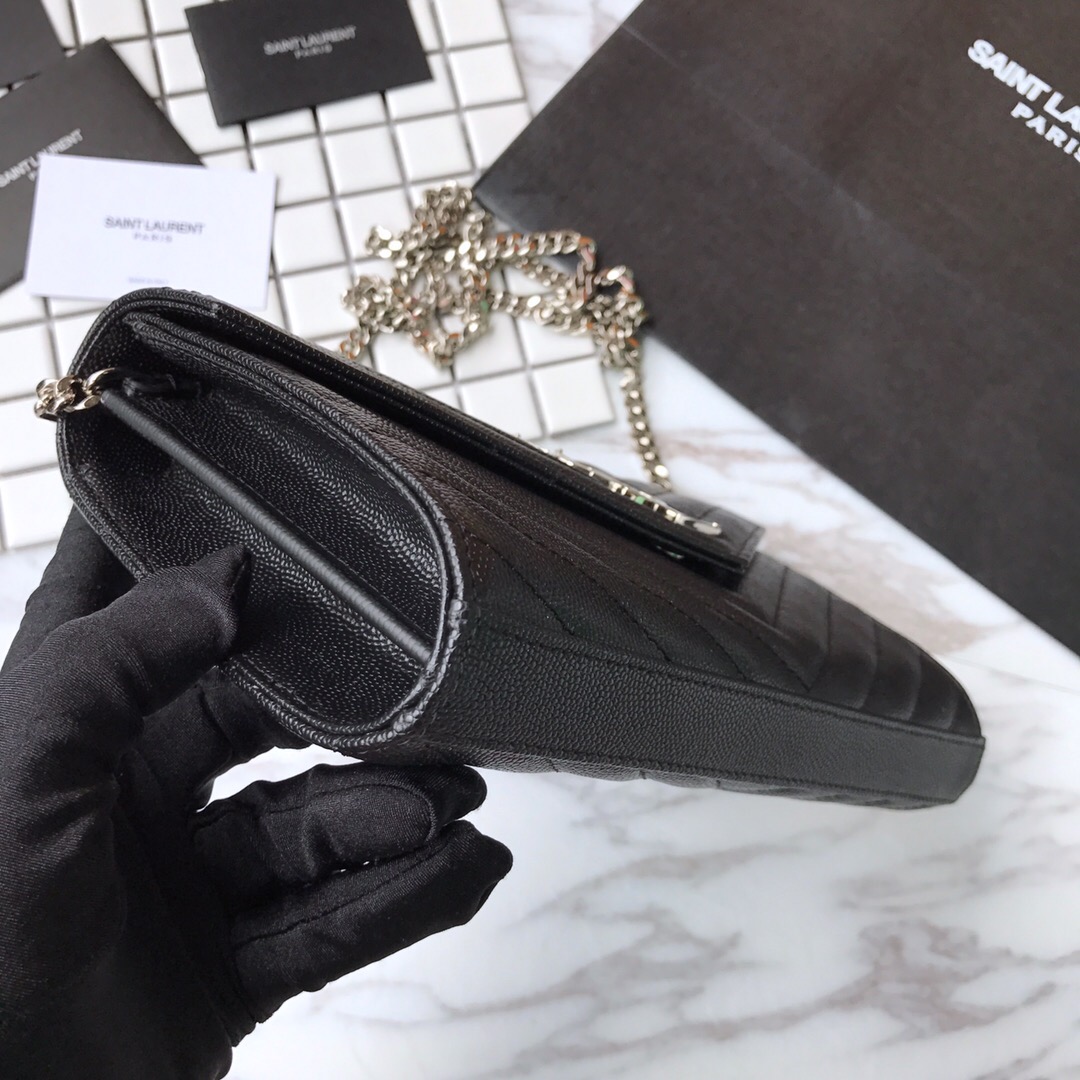 YSL Saint Laurent, 377828, MONOGRAM CHAIN WALLET GRAIN DE POUDRE TEXTURED MATELASSÉ LEATHER, STRAP DROP: 48 CM