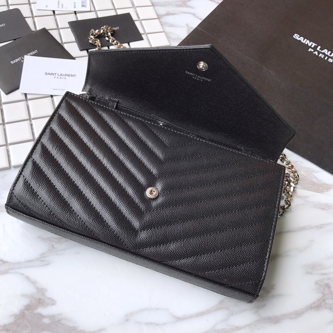 YSL Saint Laurent, 377828, MONOGRAM CHAIN WALLET GRAIN DE POUDRE TEXTURED MATELASSÉ LEATHER, STRAP DROP: 48 CM