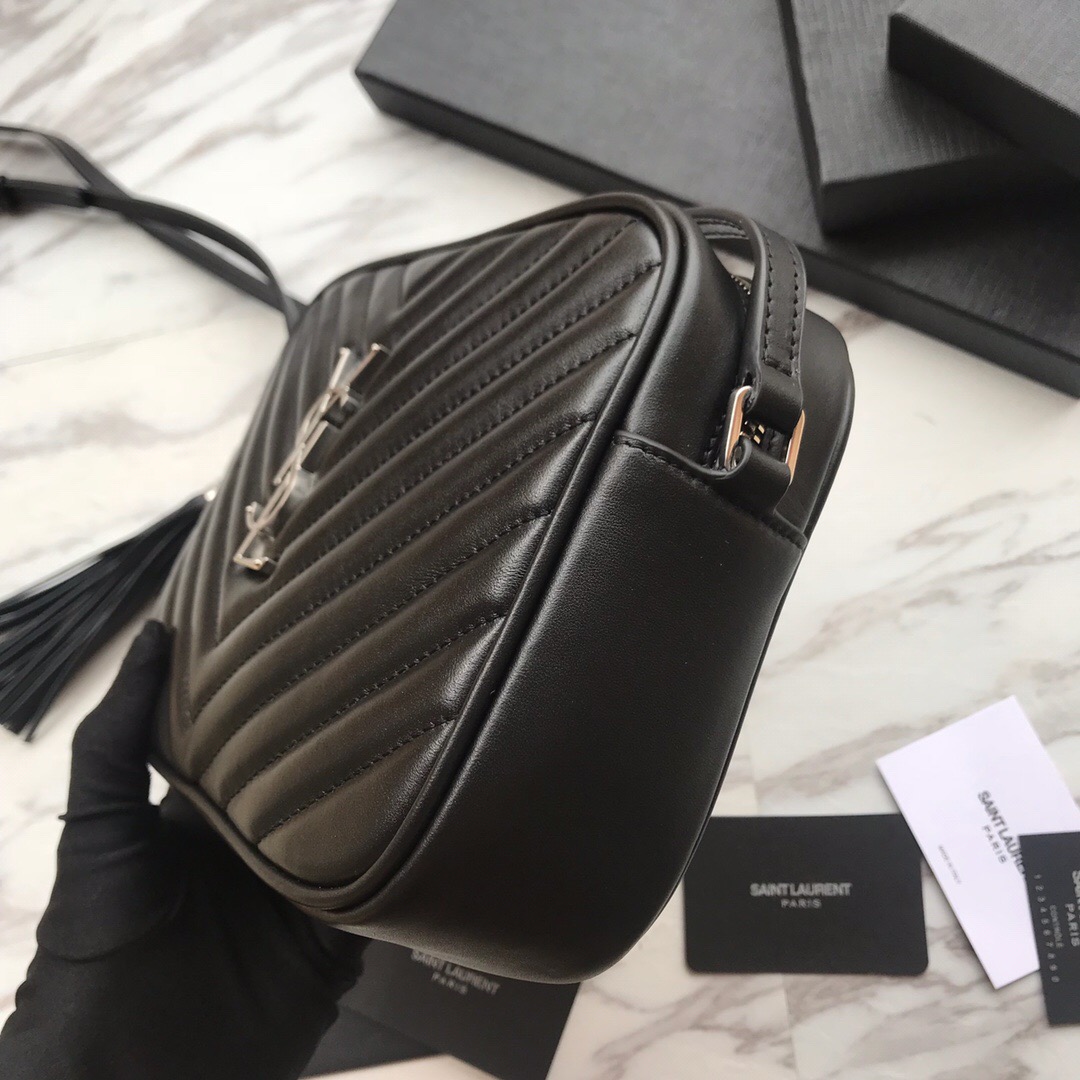 520534, LOU CAMERA BAG IN MATELASSÉ LEATHER, YSL Saint Laurent