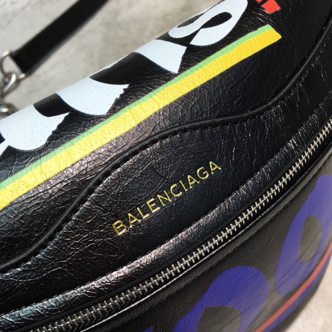 SOUVENIRS XXS BELTPACK GRAFFITI, Balenciaga Bag