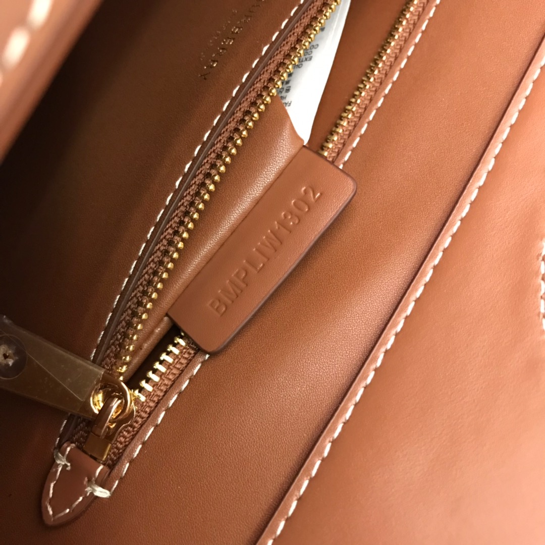 80146131 Tote bags, Burberry