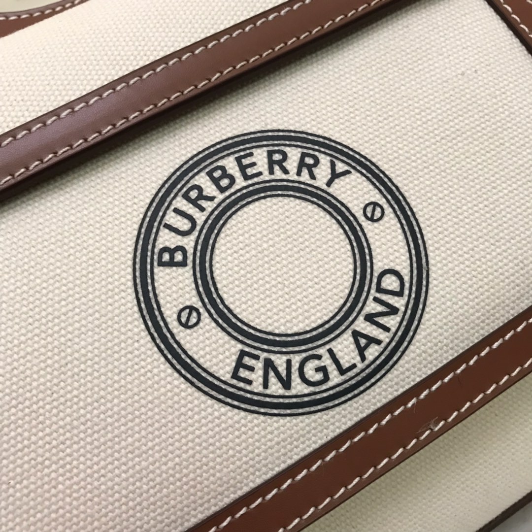 80146131 Tote bags, Burberry