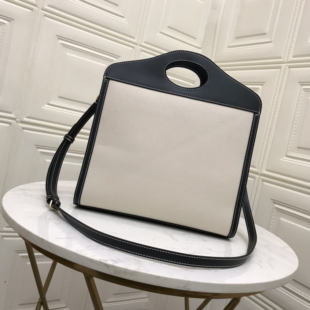 80146131 Tote bags, Burberry