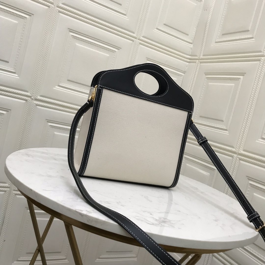 80146131 Tote bags, Burberry