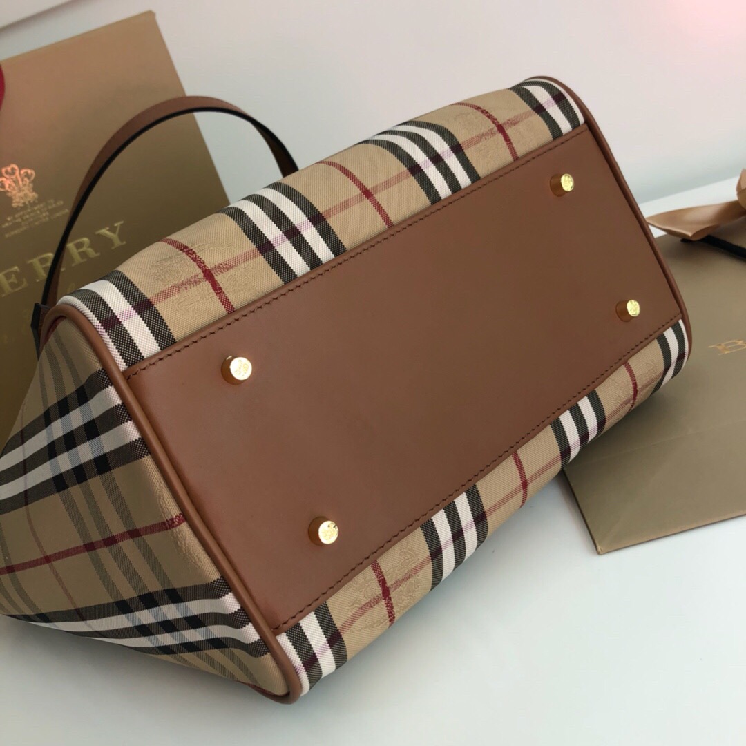 Tote in Vintage Check, Burberry