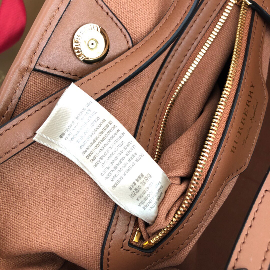 Tote in Vintage Check, Burberry