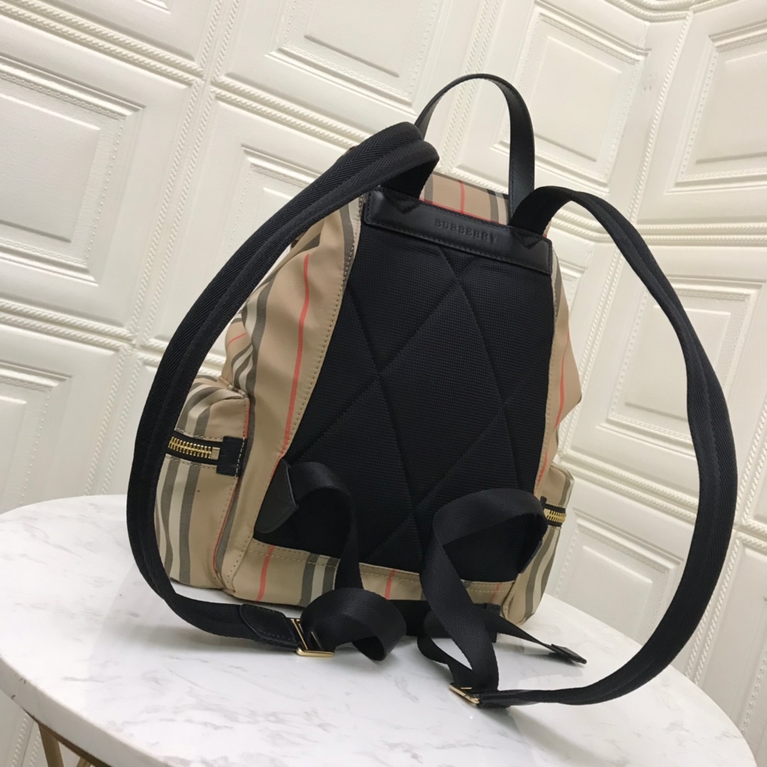 The Medium Rucksack in Vintage Check Nylon, BURBERRY BACKPACKS