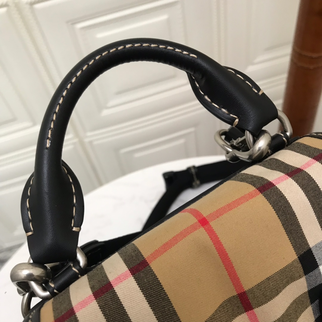 The Small Rucksack in Vintage Check and Leather, BURBERRY BACKPACKS