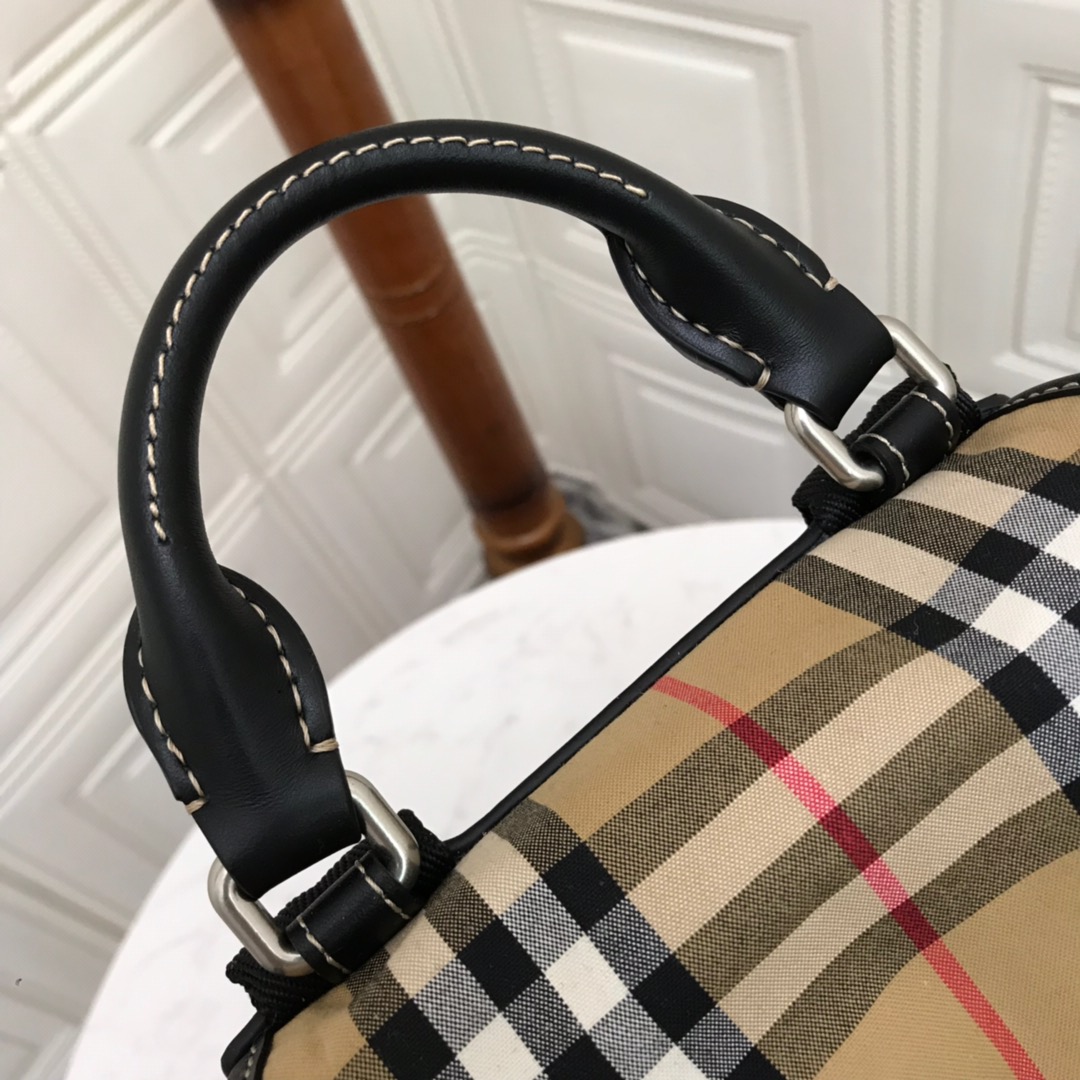 The Medium Rucksack in Vintage Check Nylon, BURBERRY BACKPACKS