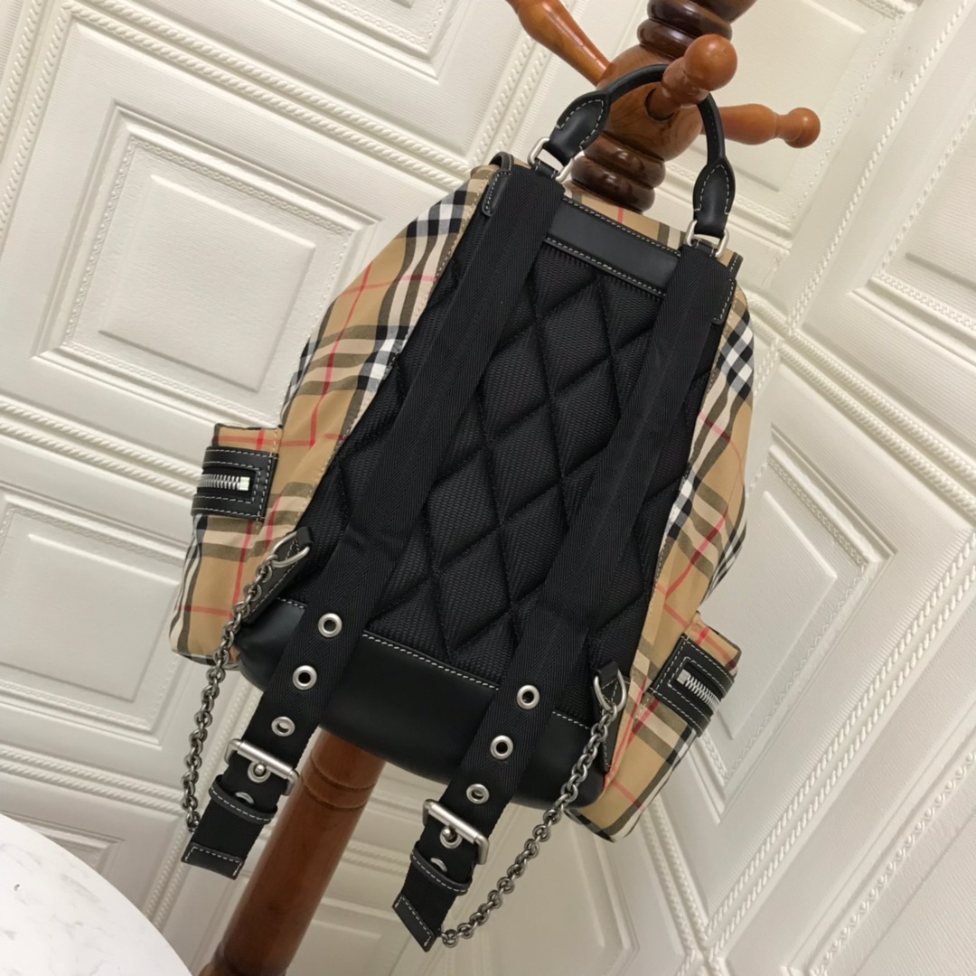 The Medium Rucksack in Vintage Check Nylon, BURBERRY BACKPACKS
