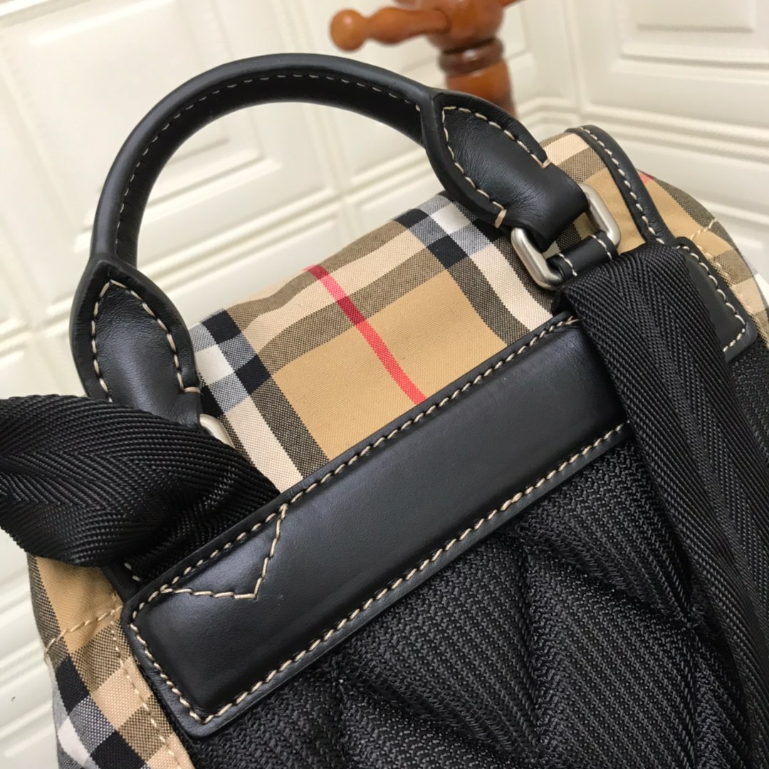 The Medium Rucksack in Vintage Check Nylon, BURBERRY BACKPACKS