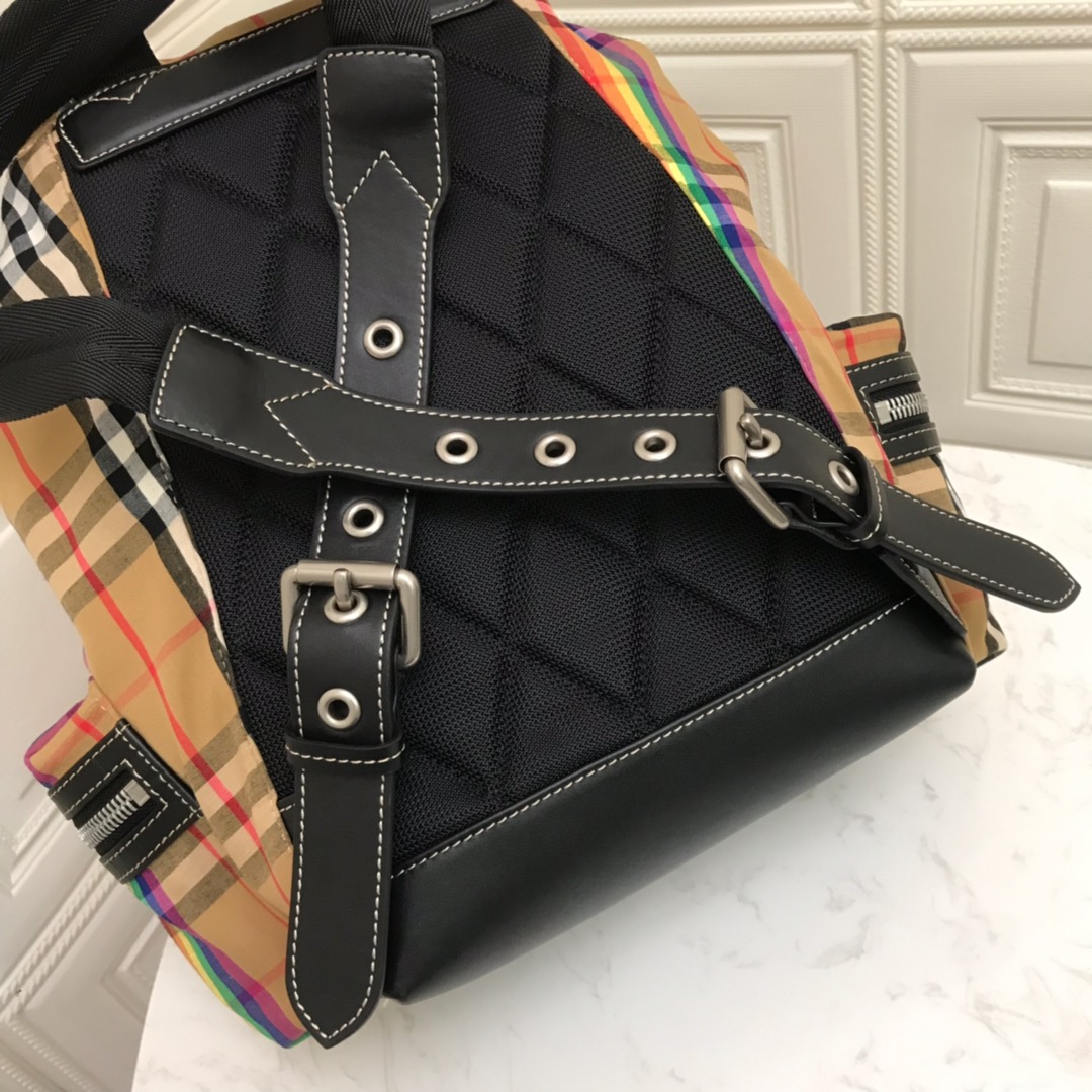 The Medium Rucksack in Vintage Check Nylon, BURBERRY BACKPACKS