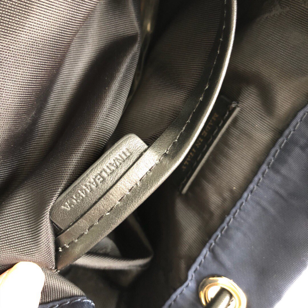 The Small Crossbody Rucksack in Nylon, 40759731, BURBERRY BACKPACKS