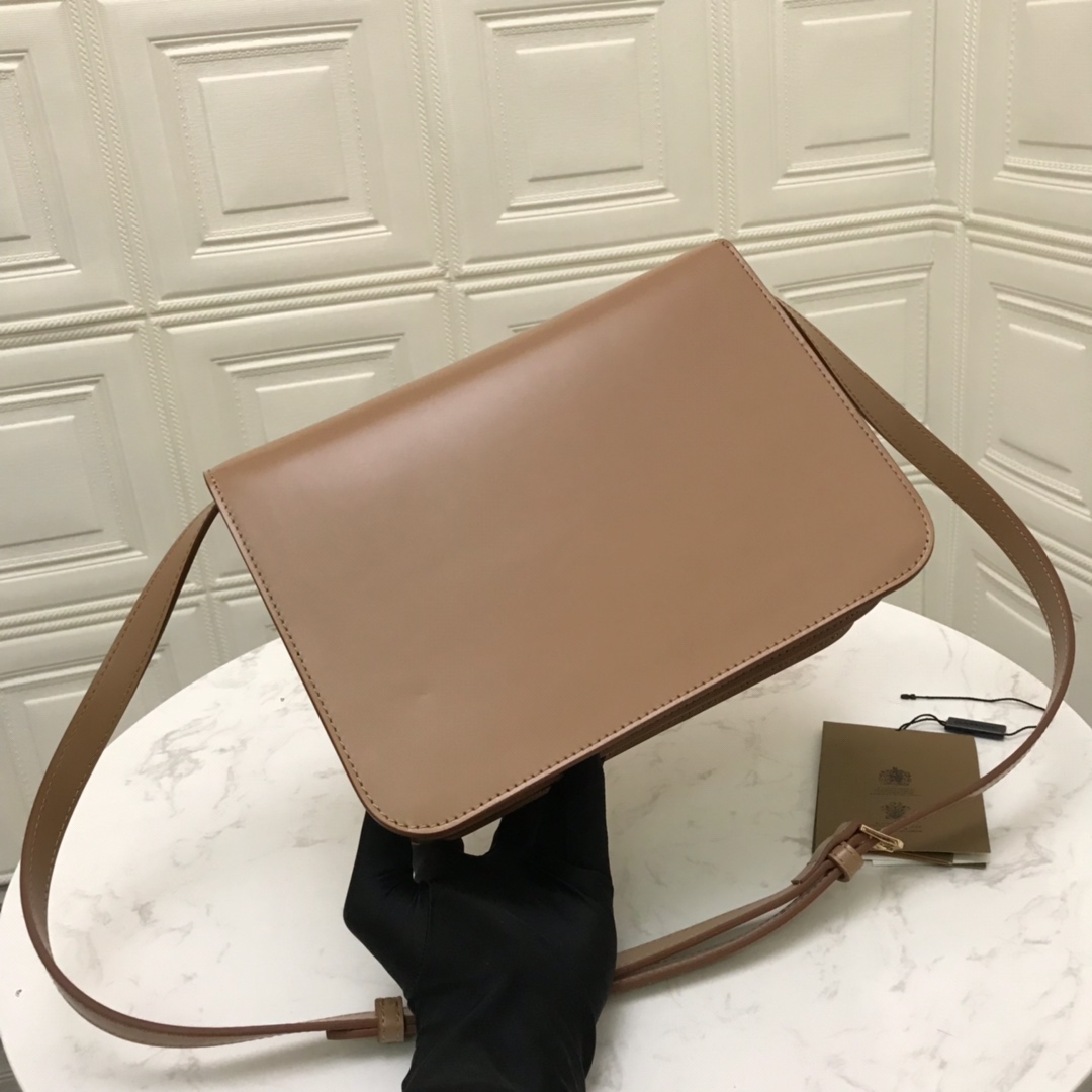 80103351 Medium Leather TB Bag, BURBERRY BAGS