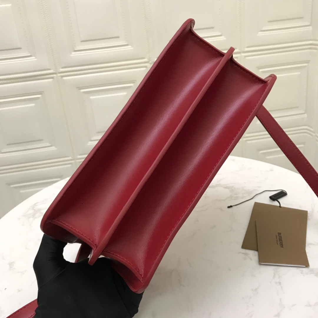 80103351 Medium Leather TB Bag, BURBERRY BAGS