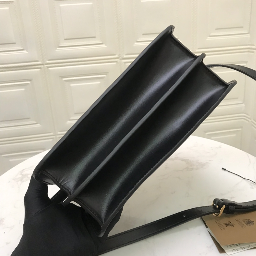 80103351 Medium Leather TB Bag, BURBERRY BAGS