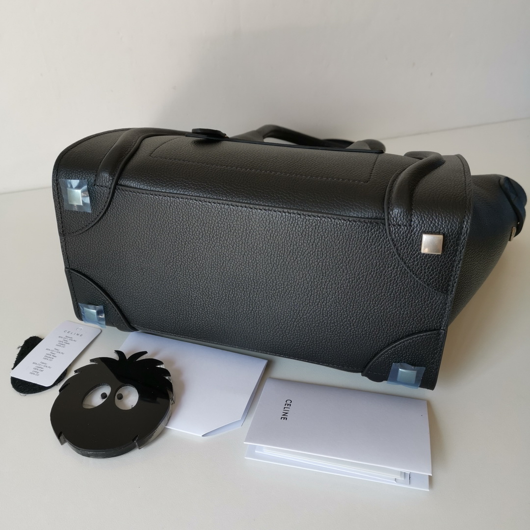 MICRO LUGGAGE HANDBAG IN DRUMMED CALFSKIN