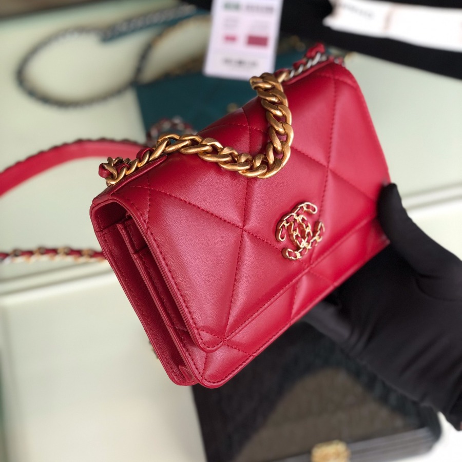 AP0957 chanel 19 wallet on chain, Chanel 19 Bag