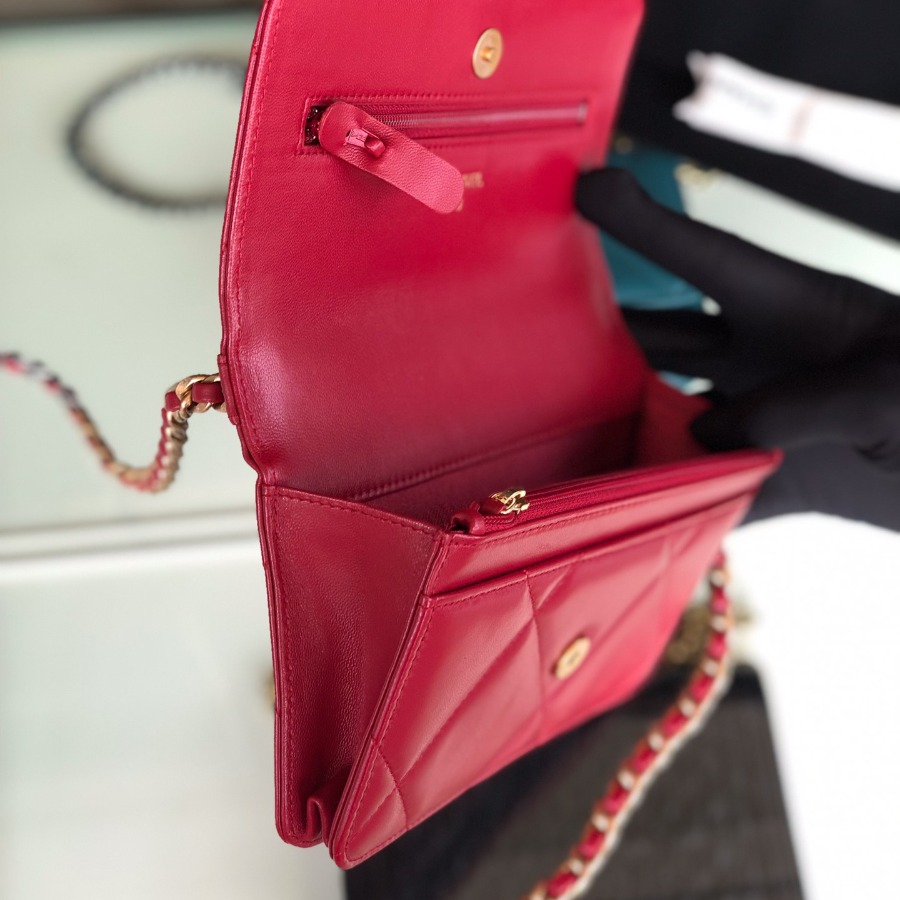 AP0957 chanel 19 wallet on chain, Chanel 19 Bag