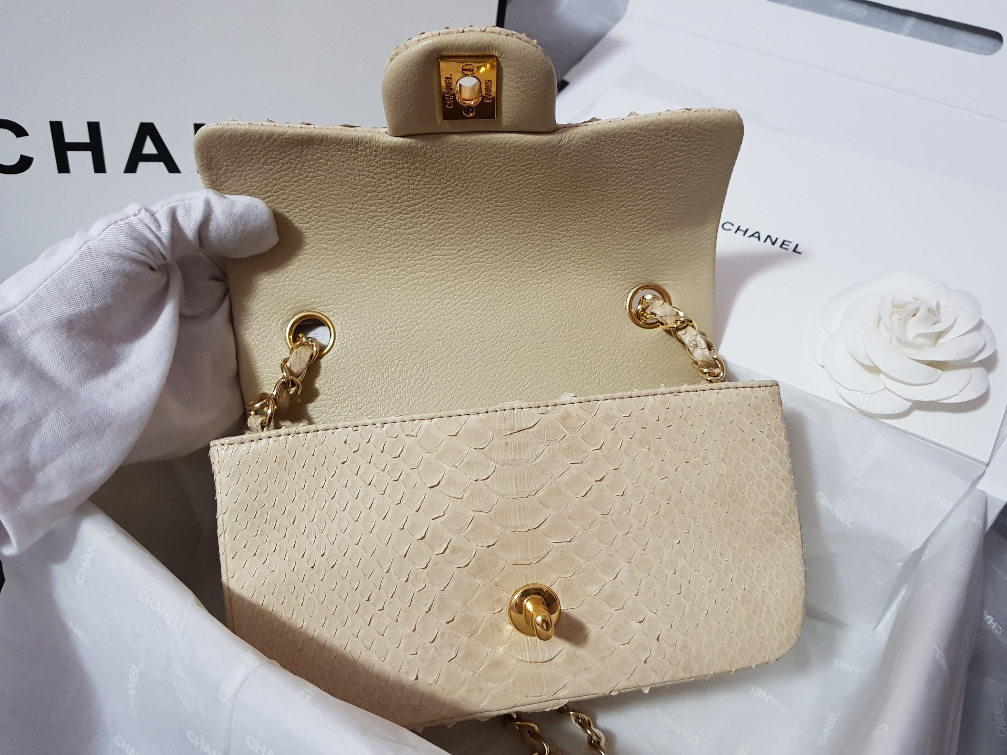 chanel small classic bag