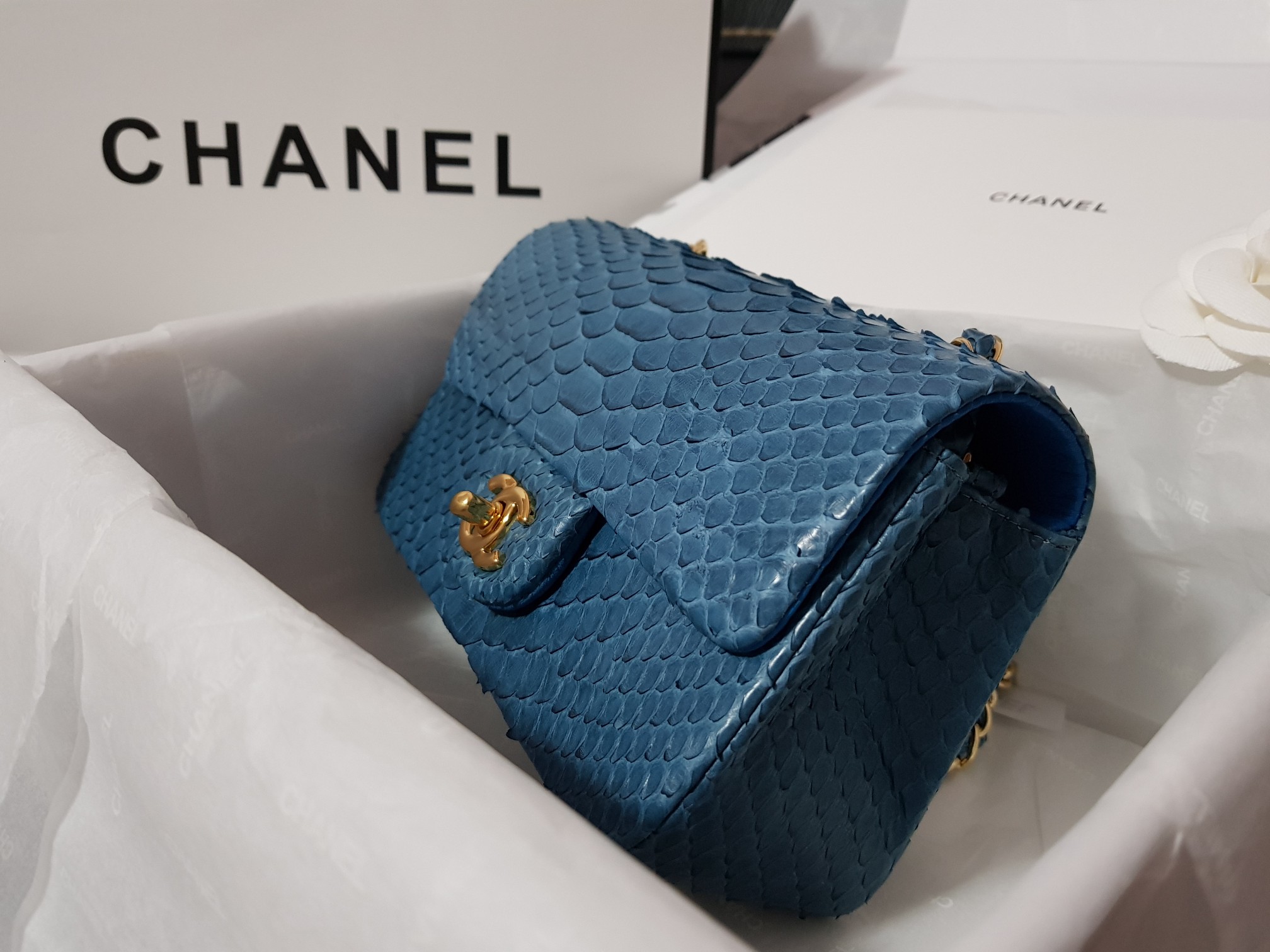 chanel small classic bag