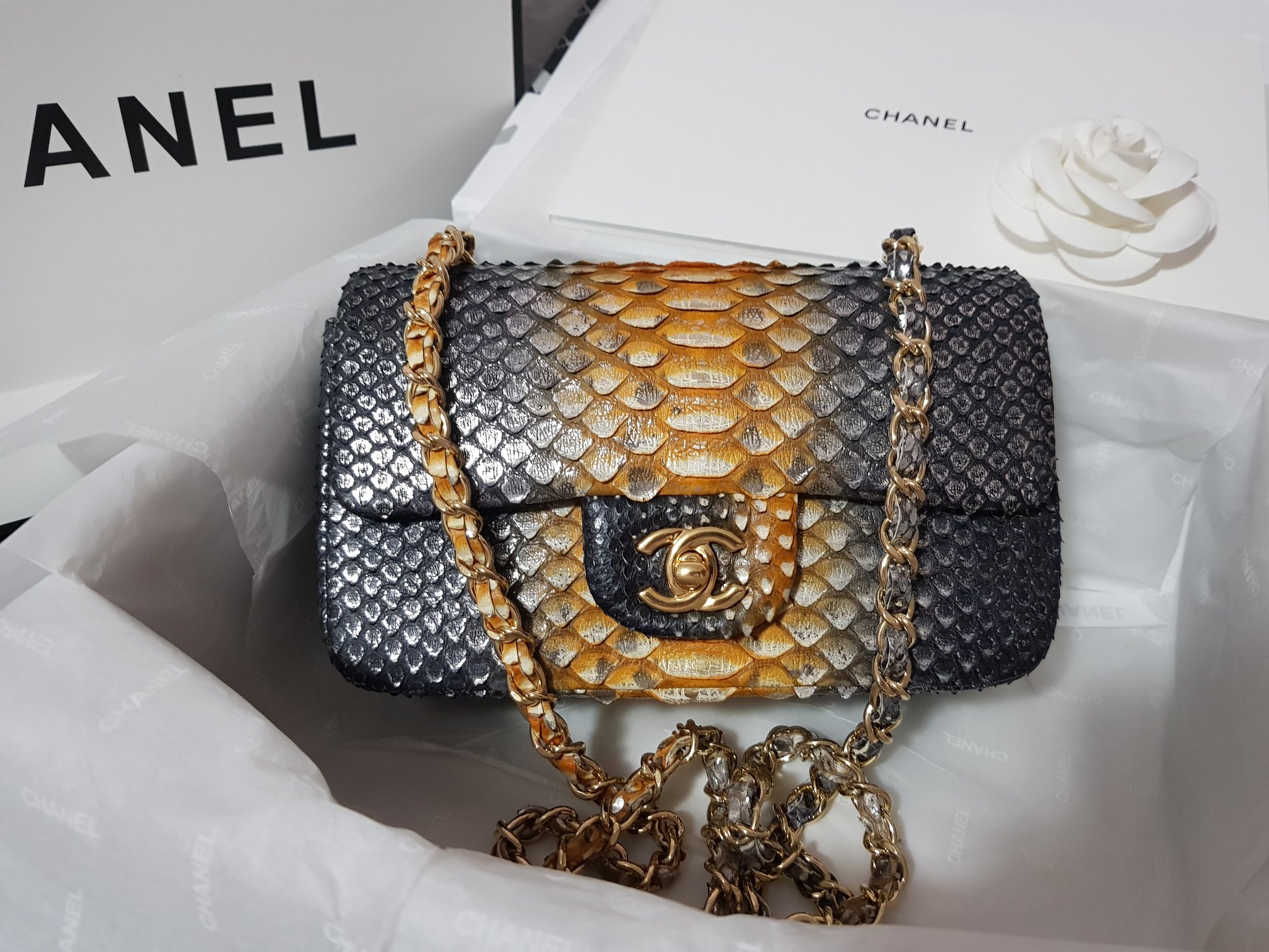 chanel small classic bag