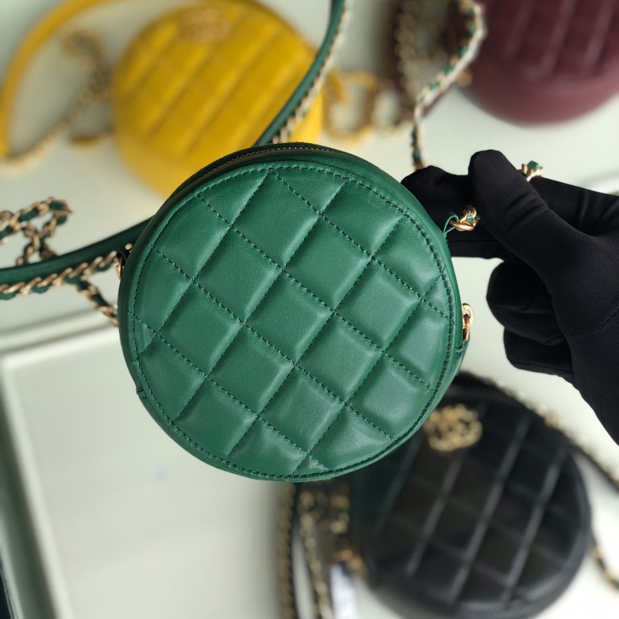 AP0725 clutch with chain  CHANEL BAG