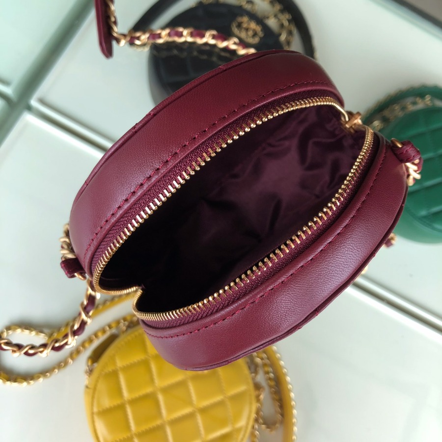 AP0725 clutch with chain  CHANEL BAG