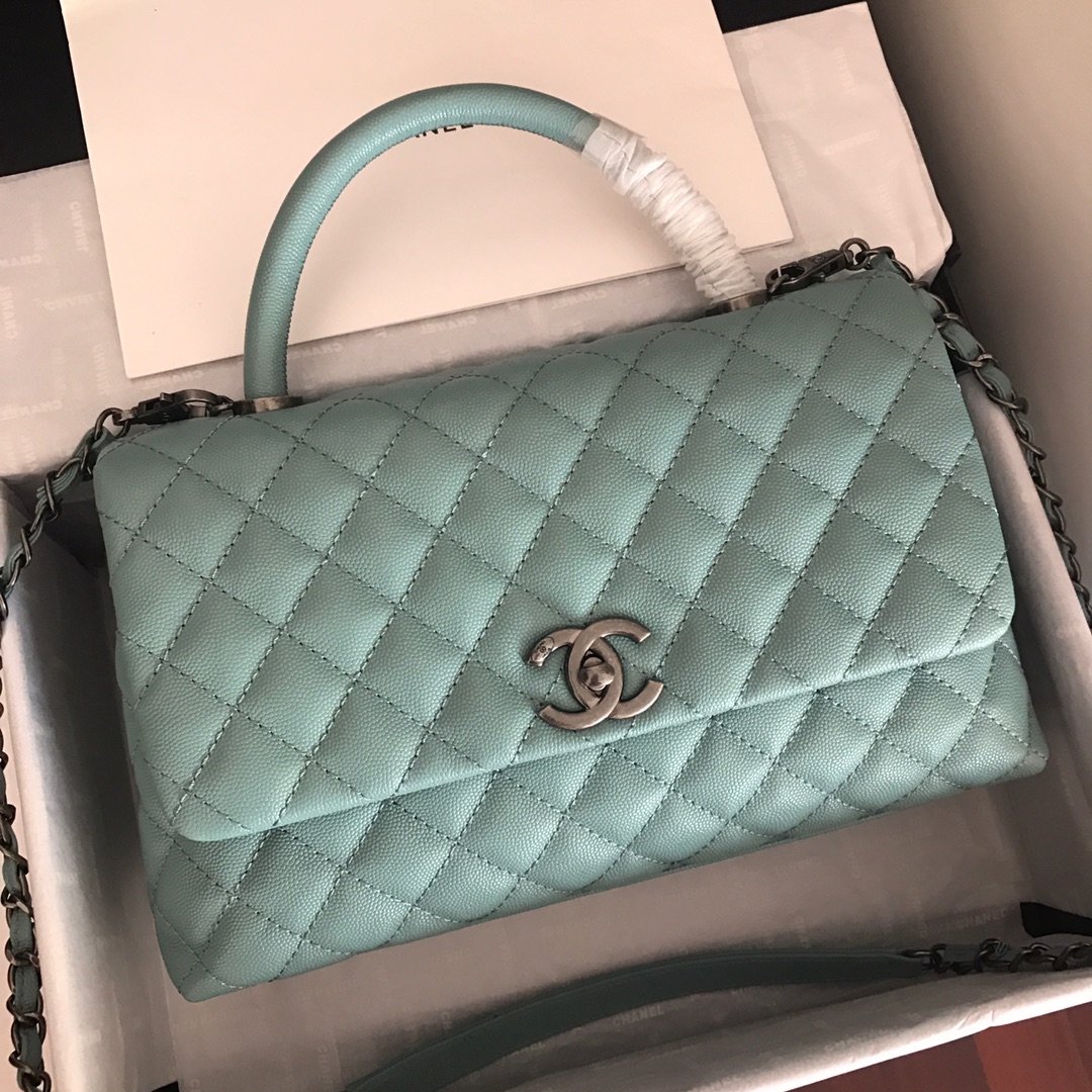 A92991, Flap Bag with Top Handle, CHANEL Handbags, Caviar, Grained Calfskin, Gold-Tone Metal