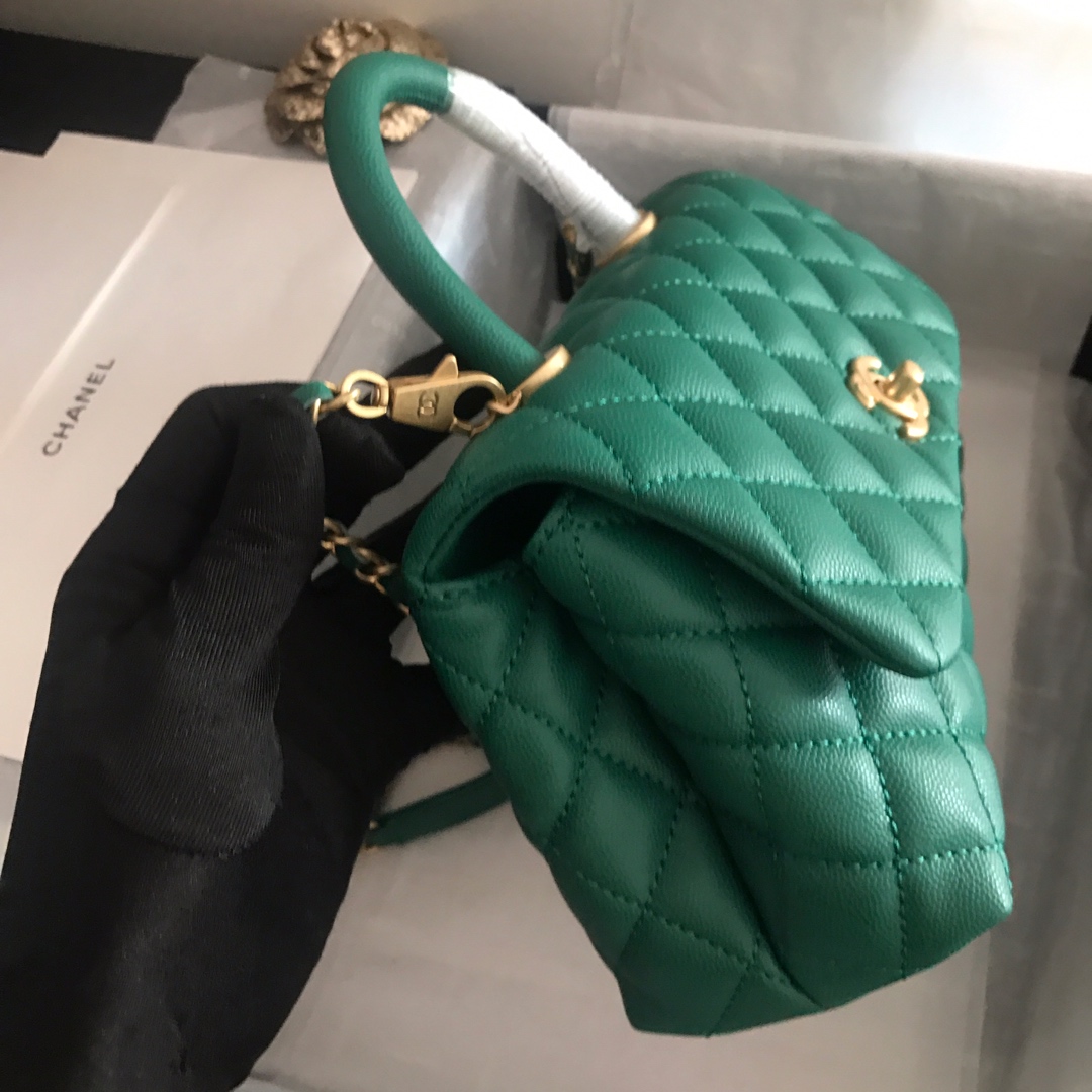 A92990, Small Flap Bag with Top Handle, CHANEL Handbags, Caviar, Grained Calfskin, Gold-Tone Metal